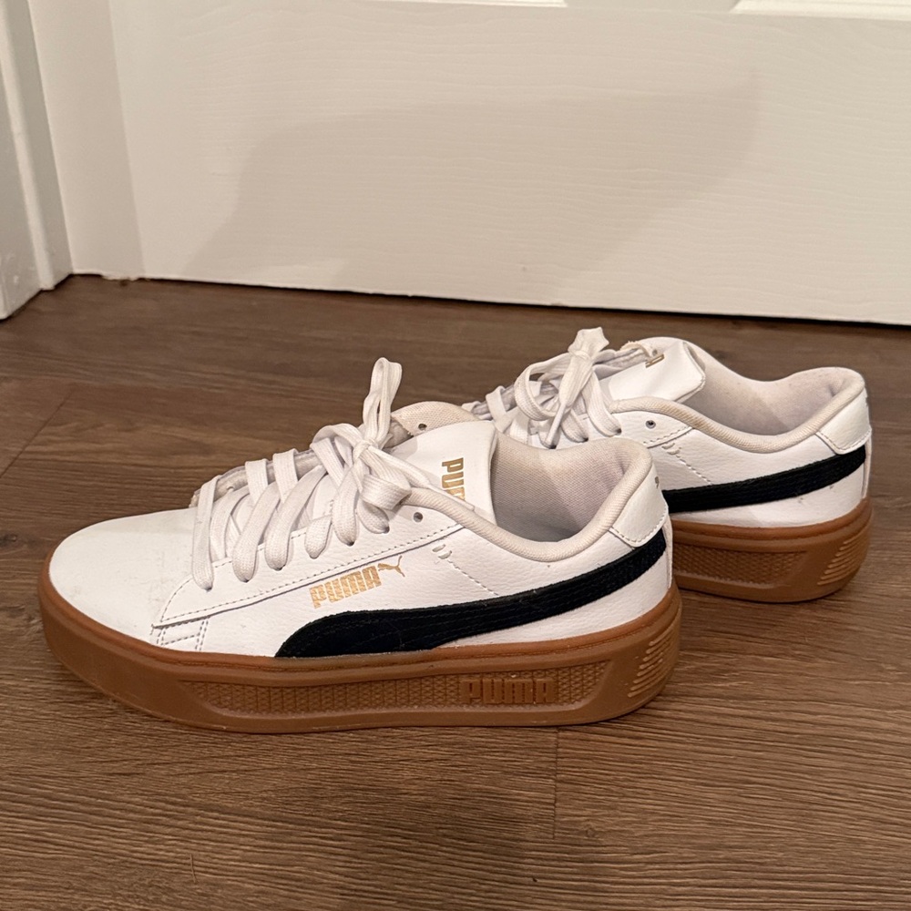Puma White Sneakers with Tan Soles